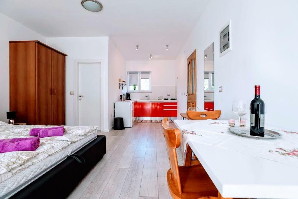 Holiday Apartments Mediterraneo Funtana Εξωτερικό φωτογραφία