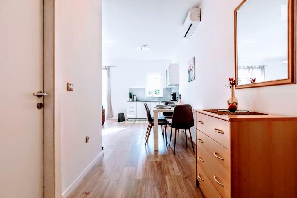 Holiday Apartments Mediterraneo Funtana Εξωτερικό φωτογραφία